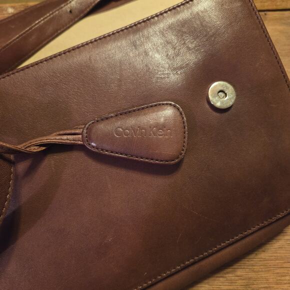 Vtg 1980s Calvin Klein Messenger Crossbody Bag Pocket Book Clean Interior - Picture 9 of 16